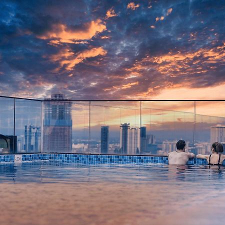 Luxcity Hotel & Apartment Phnom Penh Zewnętrze zdjęcie