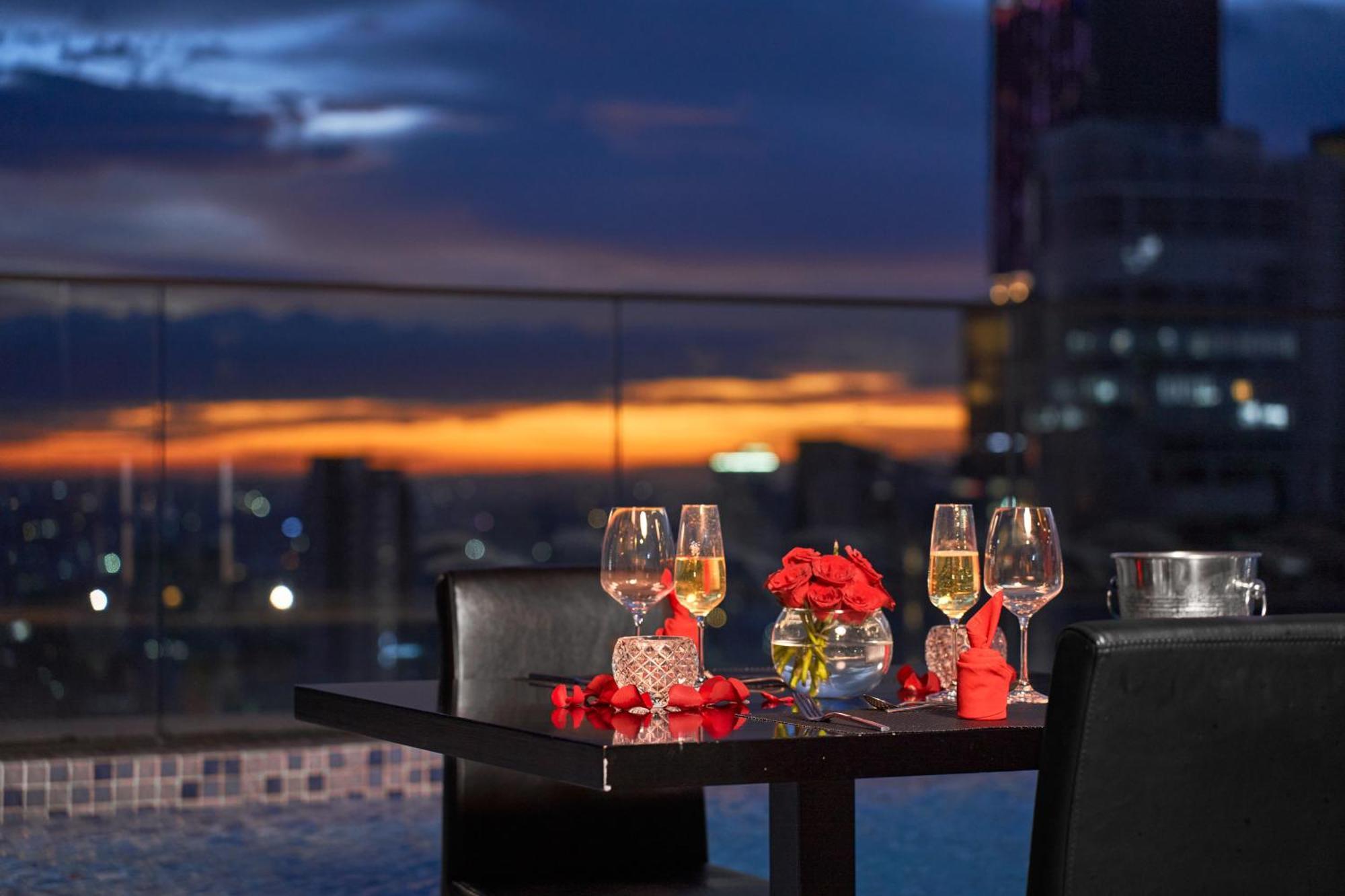 Luxcity Hotel & Apartment Phnom Penh Zewnętrze zdjęcie
