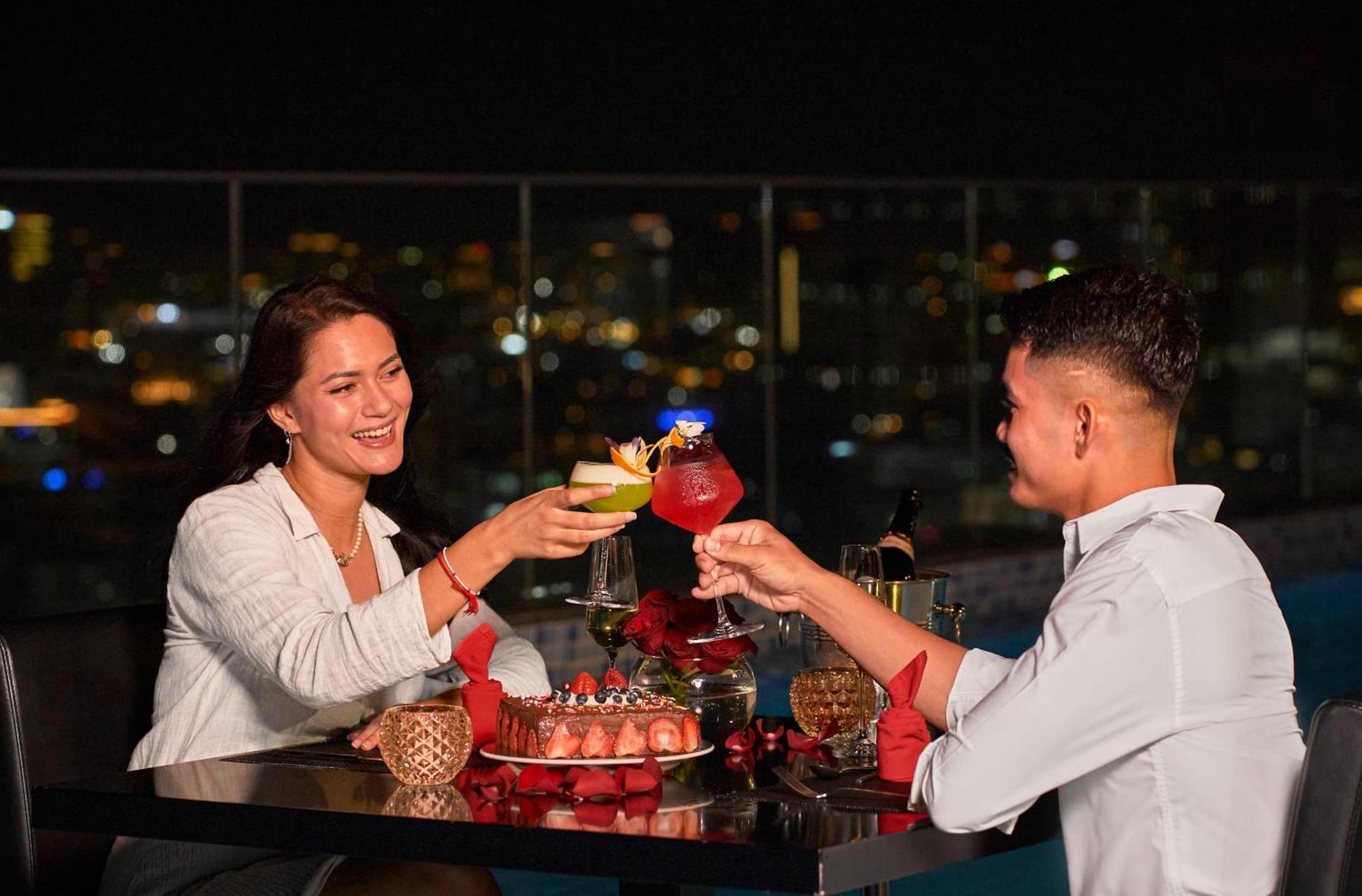 Luxcity Hotel & Apartment Phnom Penh Zewnętrze zdjęcie