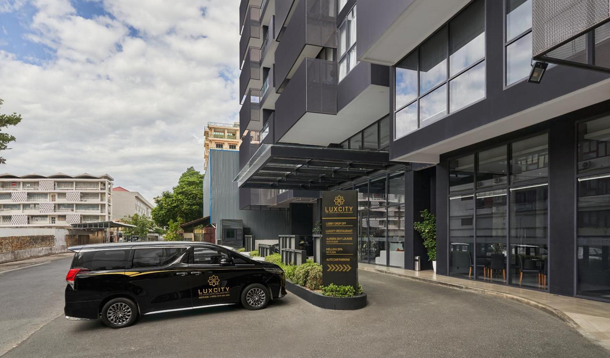 Luxcity Hotel & Apartment Phnom Penh Zewnętrze zdjęcie