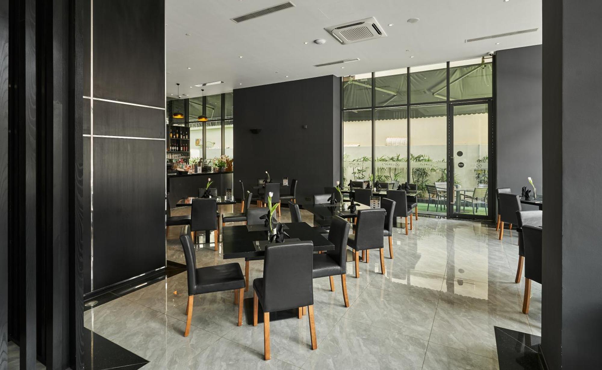 Luxcity Hotel & Apartment Phnom Penh Zewnętrze zdjęcie
