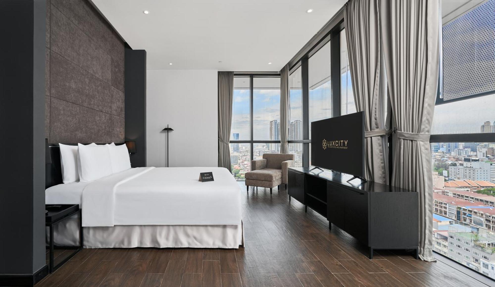 Luxcity Hotel & Apartment Phnom Penh Zewnętrze zdjęcie