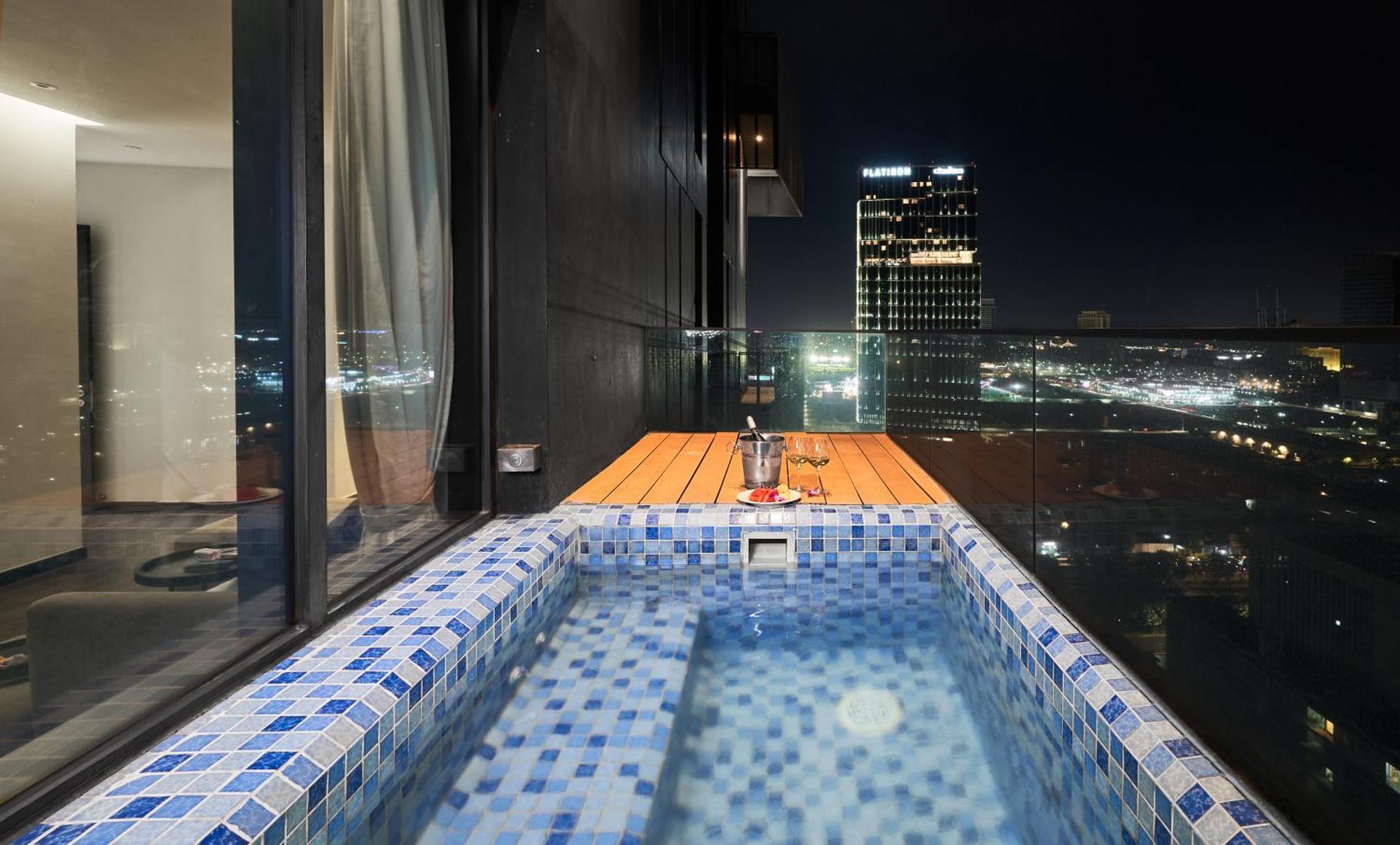 Luxcity Hotel & Apartment Phnom Penh Zewnętrze zdjęcie