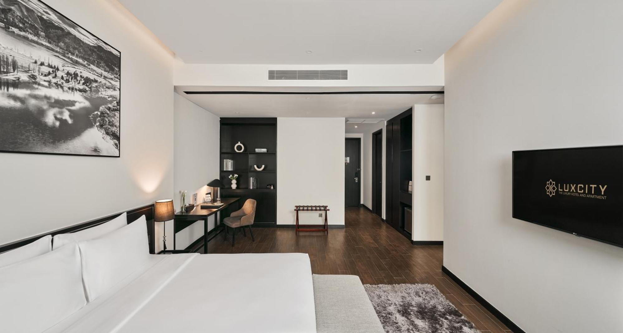 Luxcity Hotel & Apartment Phnom Penh Zewnętrze zdjęcie