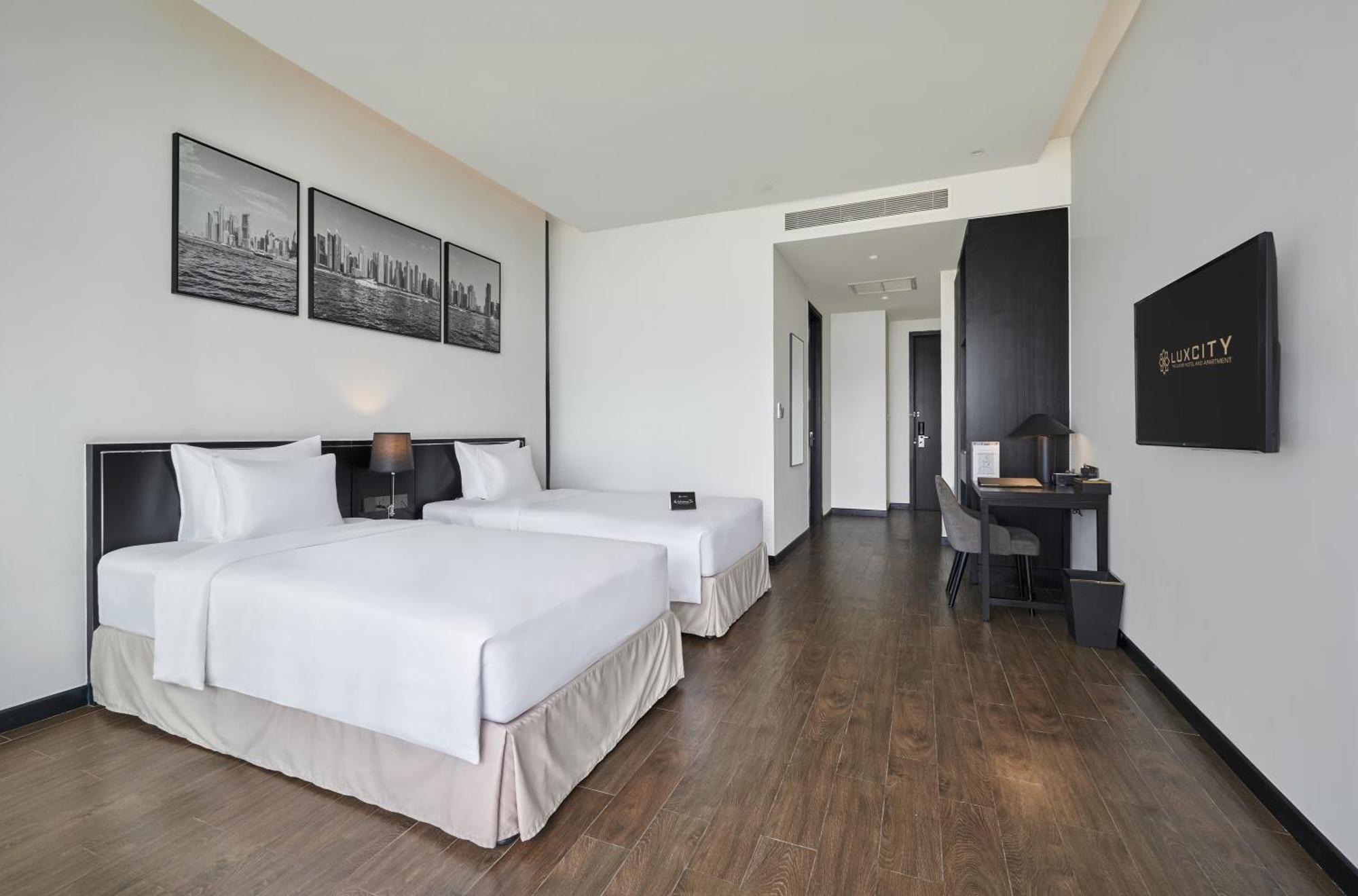 Luxcity Hotel & Apartment Phnom Penh Zewnętrze zdjęcie